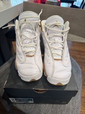 Air Jordan 13 Retro Kids' White & Gold Basketball Sneakers